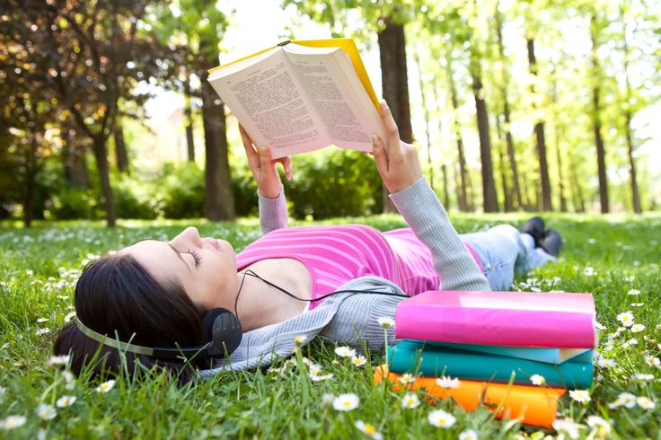 5 motive pentru care adolescenții ar trebui să fie încurajați să citească